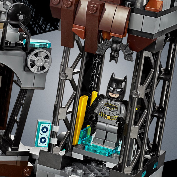 LEGO® DC Comics Batman 76122 Clayface Invasion in die Bathhle