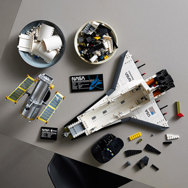 LEGO® Creator Expert 10283 NASA-Spaceshuttle Discovery