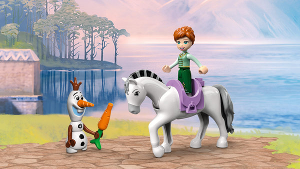 LEGO® Disney 43204 Anna and Olaf's Fun in the Castle
